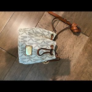 Michael Kors cross body bag brand new never used